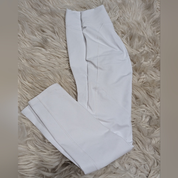 white leggings fabletics - Picture 3 of 4